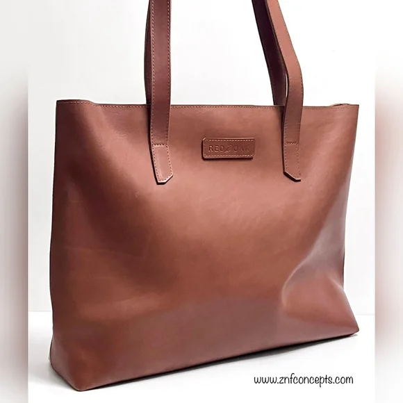 Elegant Tan Leather Tote Bag - Picture 12 of 12